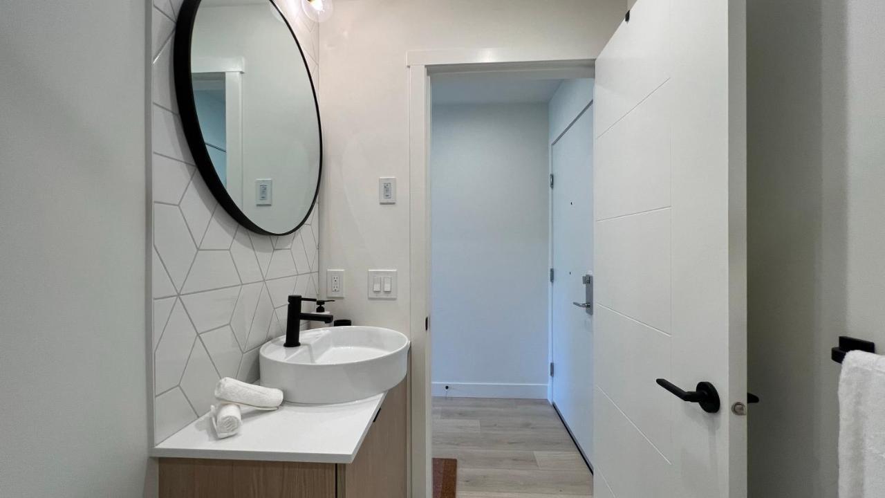Hillside Oasis By Iris Properties! Victoria Exteriör bild