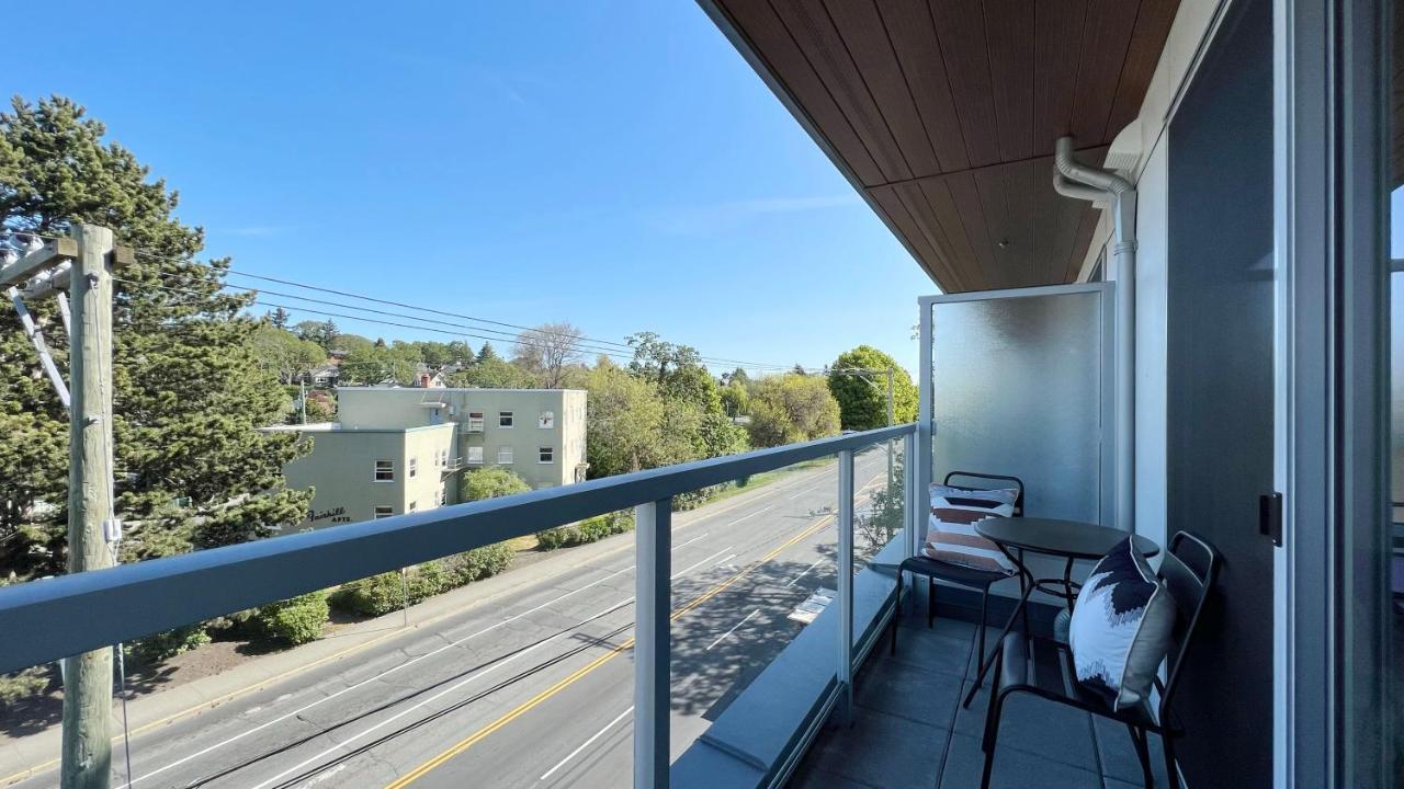 Hillside Oasis By Iris Properties! Victoria Exteriör bild