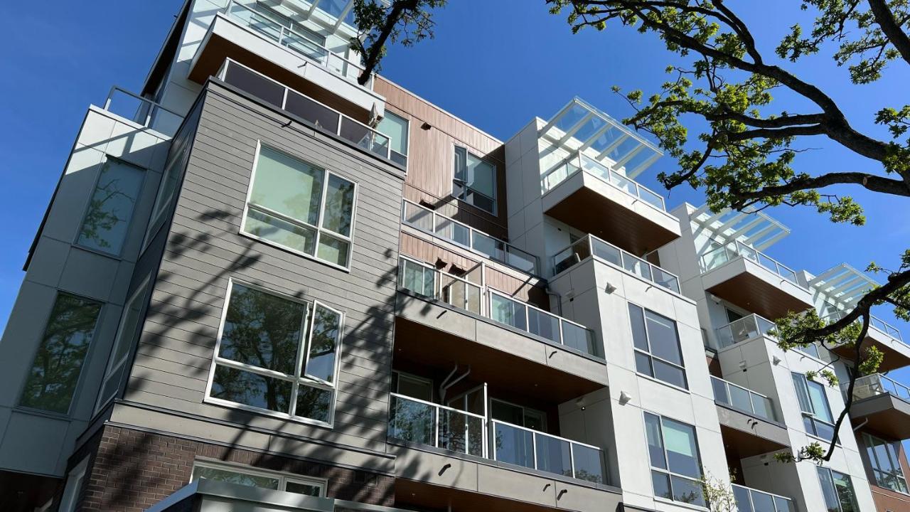 Hillside Oasis By Iris Properties! Victoria Exteriör bild