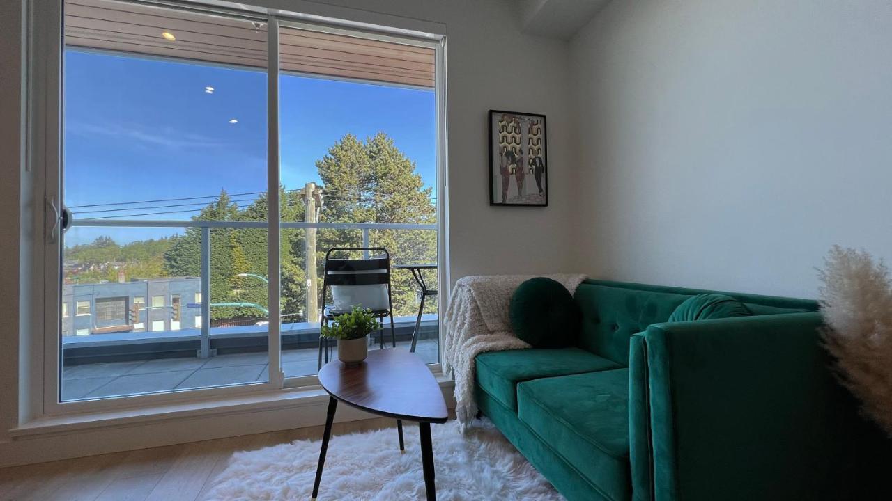 Hillside Oasis By Iris Properties! Victoria Exteriör bild